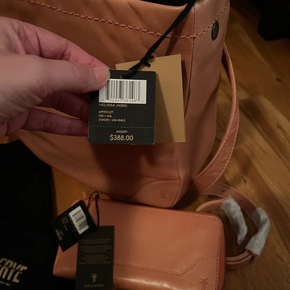 Frye Melissa Hobo and wallet - Picture 3 of 4